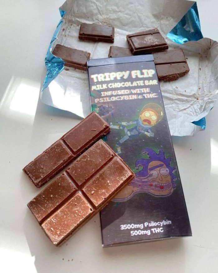 Trippy Flip Milk Chocolate Bar.jpy